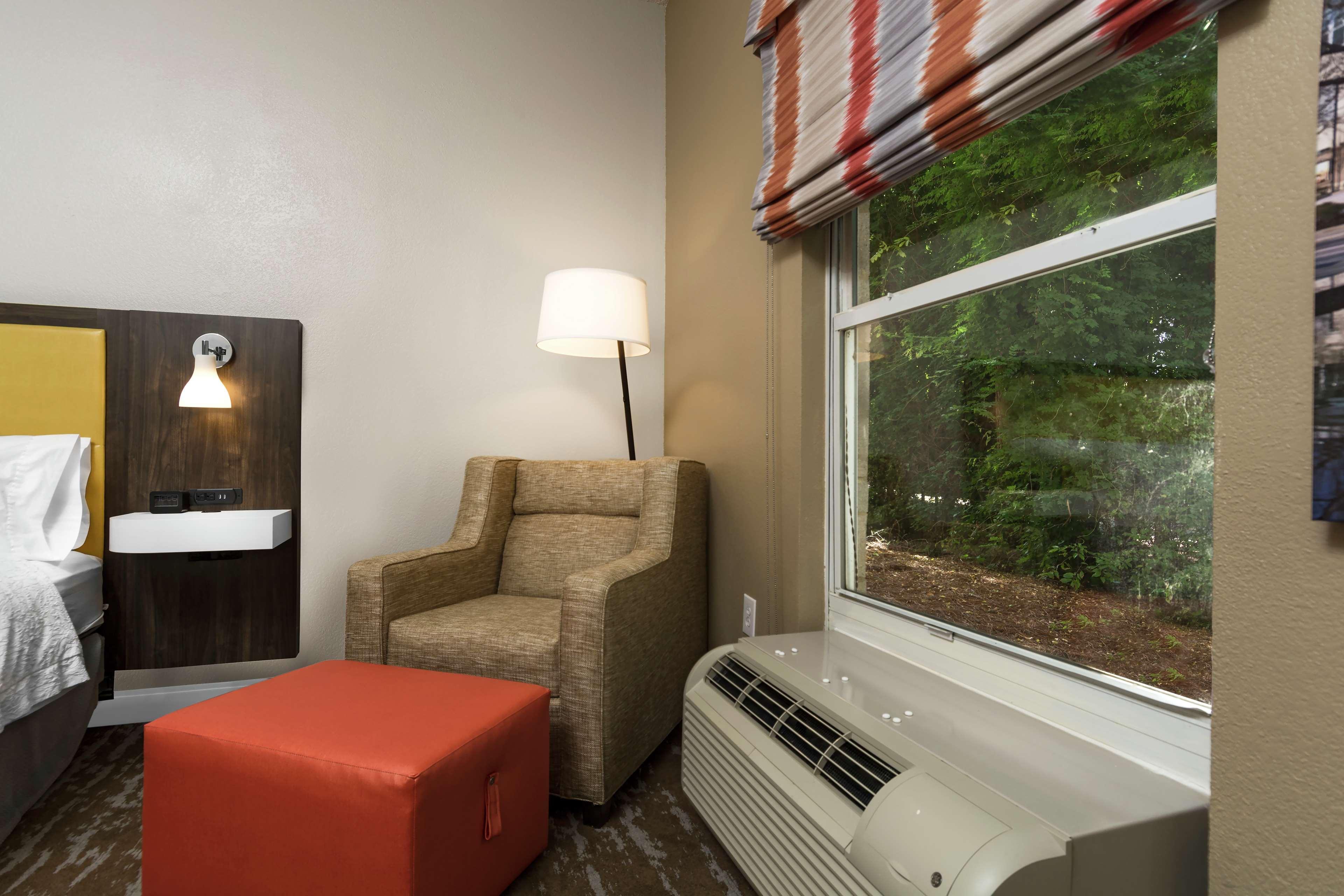 Hampton Inn & Suites Raleigh Cary Lenovo Center Bagian luar foto