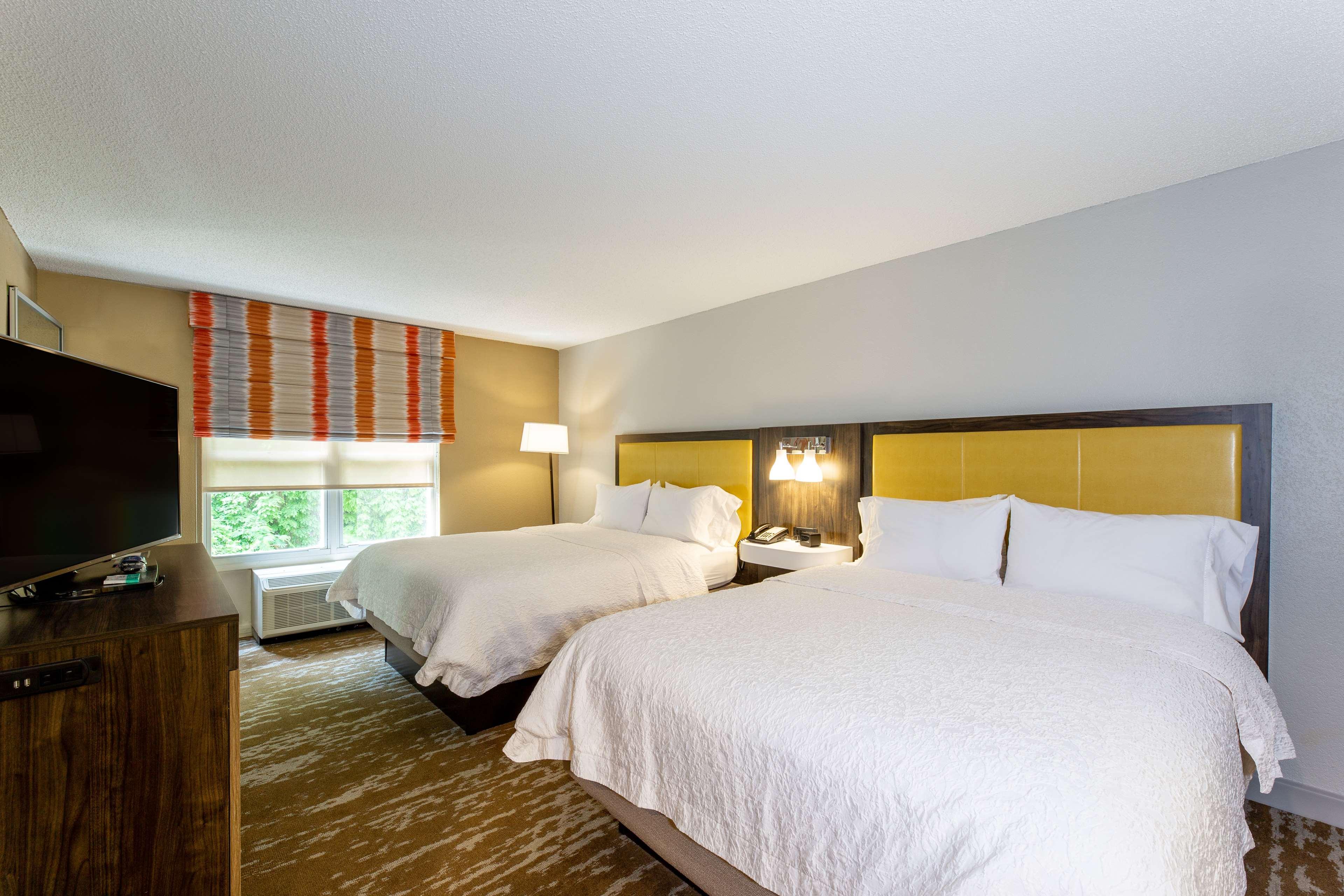 Hampton Inn & Suites Raleigh Cary Lenovo Center Bagian luar foto