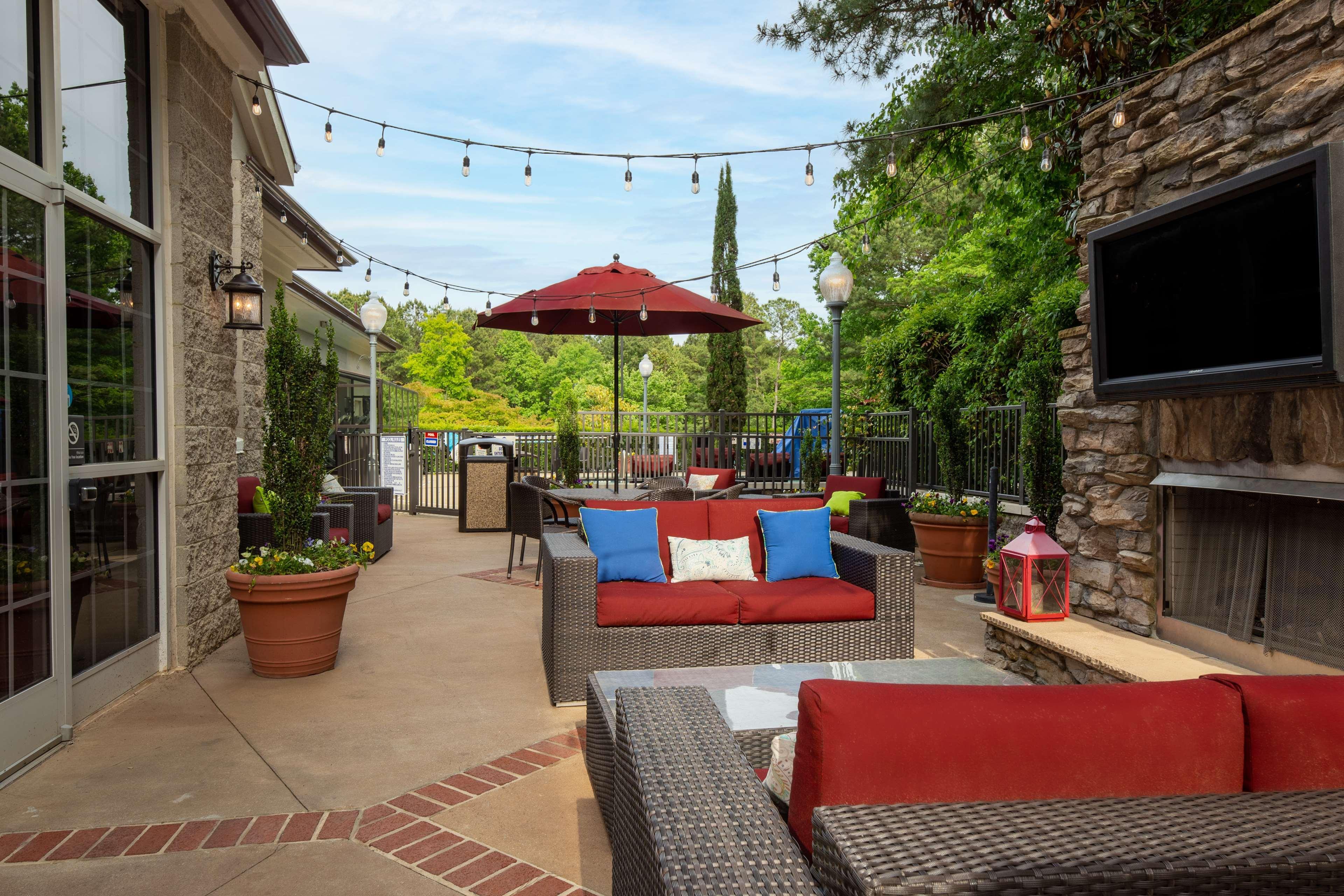 Hampton Inn & Suites Raleigh Cary Lenovo Center Bagian luar foto