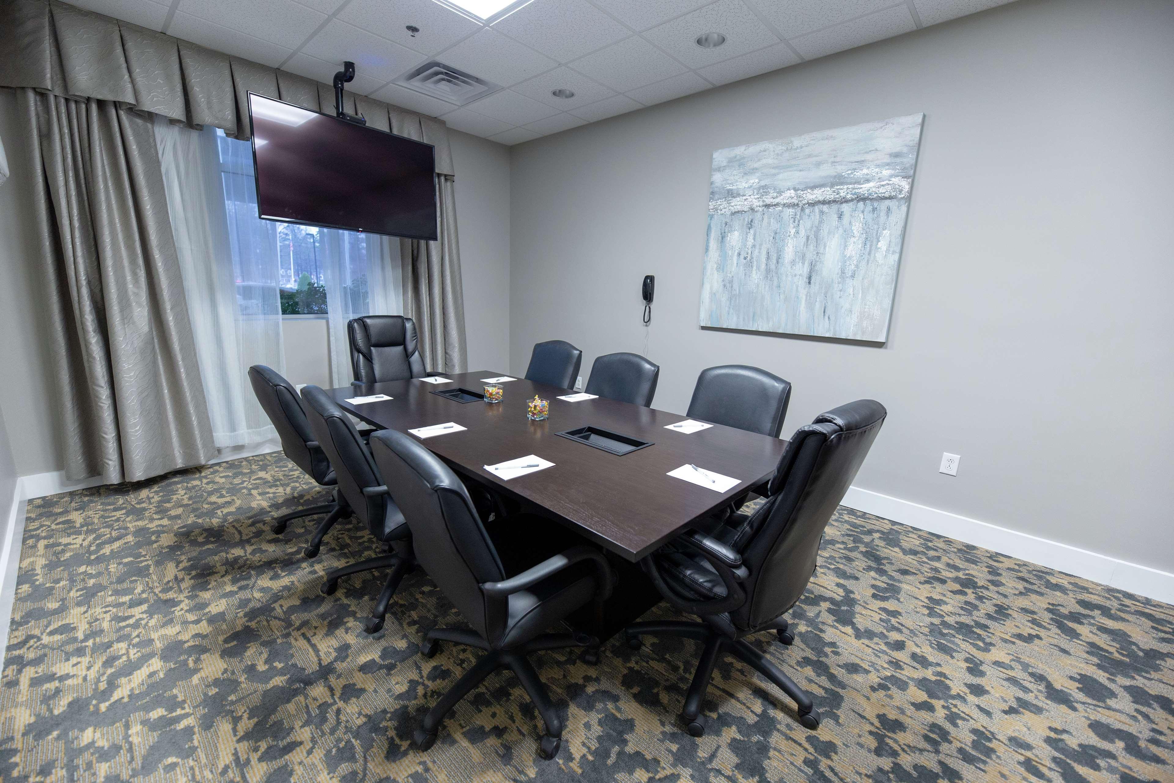 Hampton Inn & Suites Raleigh Cary Lenovo Center Bagian luar foto