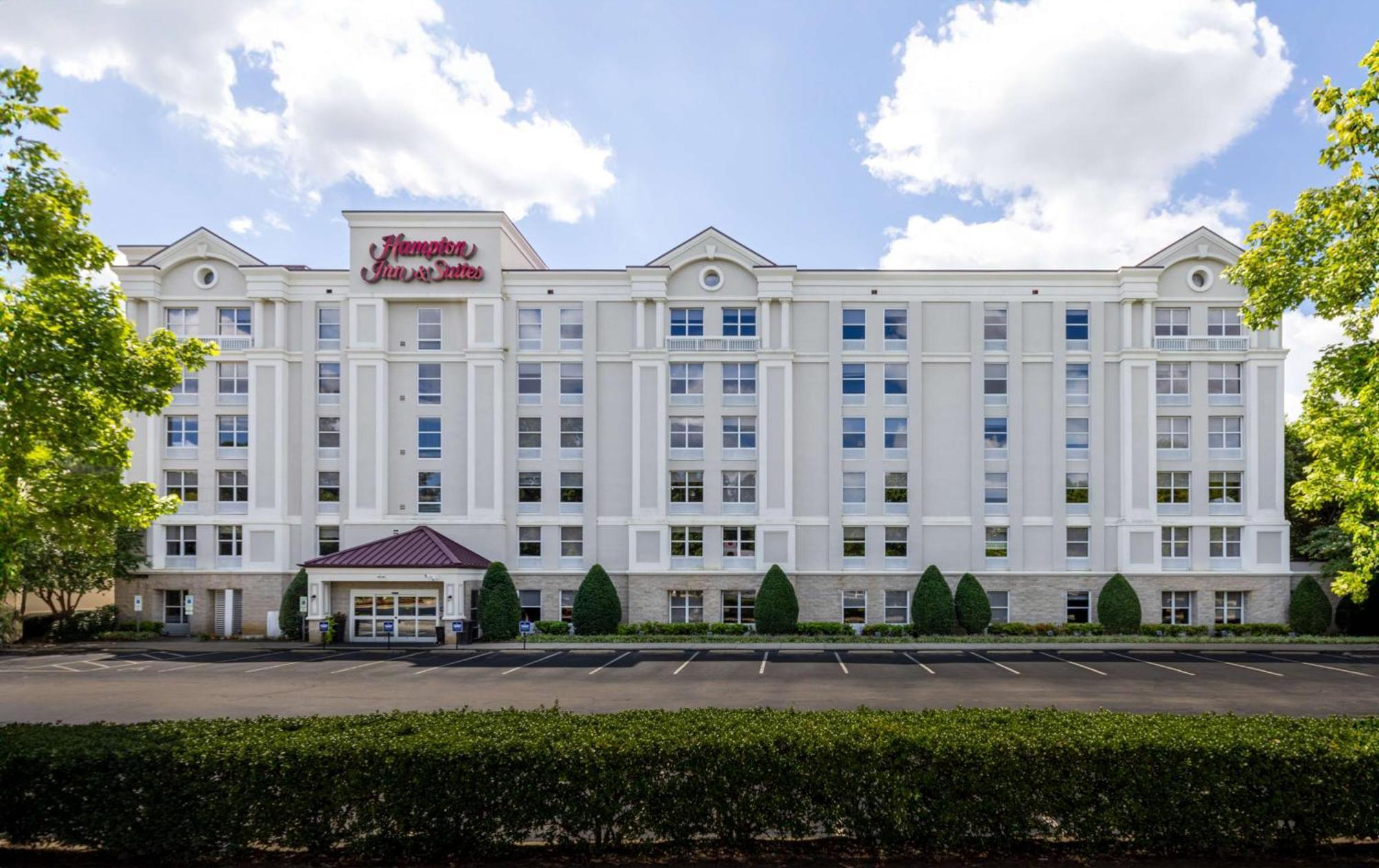 Hampton Inn & Suites Raleigh Cary Lenovo Center Bagian luar foto